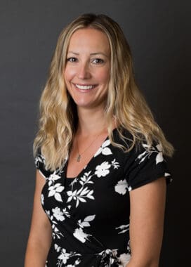 Jen Myers : Accounts Payable/Receivable